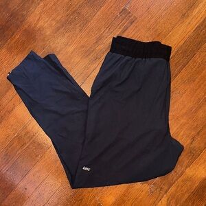 ⭐️ 3/$15 Women’s Tasc Performance Gray Athletic Pants Size XL